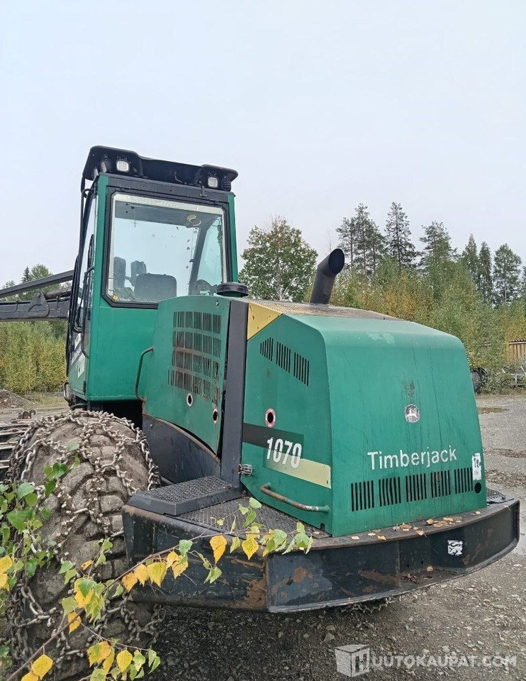 Timberjack 1070 A, 2002, Diesel, 39 800 h Harvesteri, Leppävirta - Опрема за шумарство: слика 4 Timberjack 1070 A, 2002, Diesel, 39 800 h Harvesteri, Leppävirta - Опрема за шумарство: слика 4