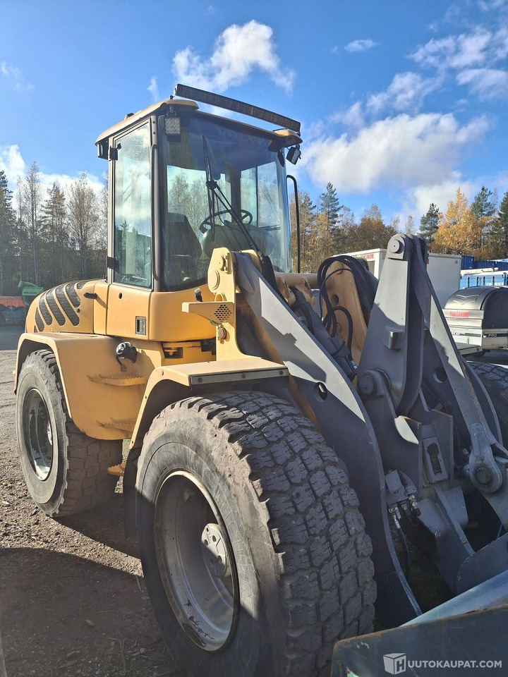Pyöräkuormaaja Volvo L40 D, vuosimalli 1999, Nurmijärvi - Натоварувач на тркала: слика 1 Pyöräkuormaaja Volvo L40 D, vuosimalli 1999, Nurmijärvi - Натоварувач на тркала: слика 1