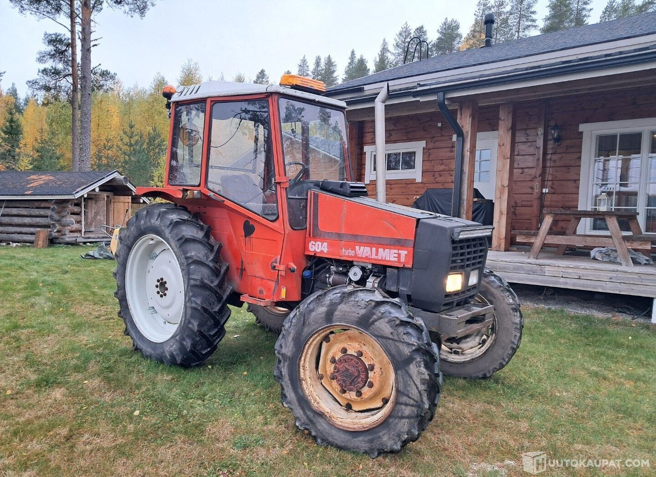 Valmet 604, 1982, Diesel, 1 927 h, Juuka - Трактор: слика 2 Valmet 604, 1982, Diesel, 1 927 h, Juuka - Трактор: слика 2