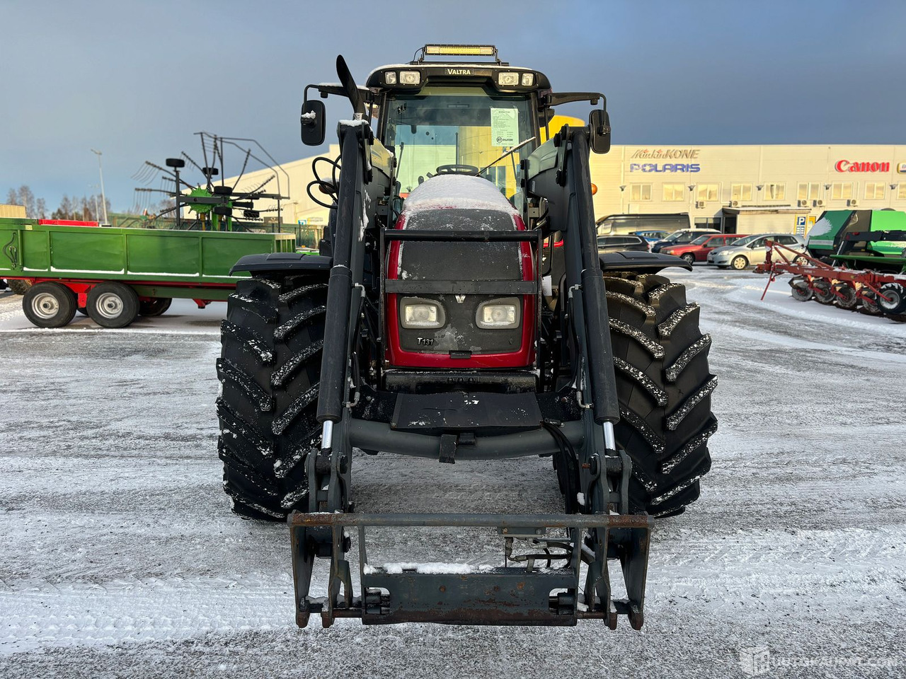 Valtra T131H kuormaajalla.Todella siisti ja vähän ajettu!, 2008 MTK25, Tornio - Трактор: слика 3 Valtra T131H kuormaajalla.Todella siisti ja vähän ajettu!, 2008 MTK25, Tornio - Трактор: слика 3