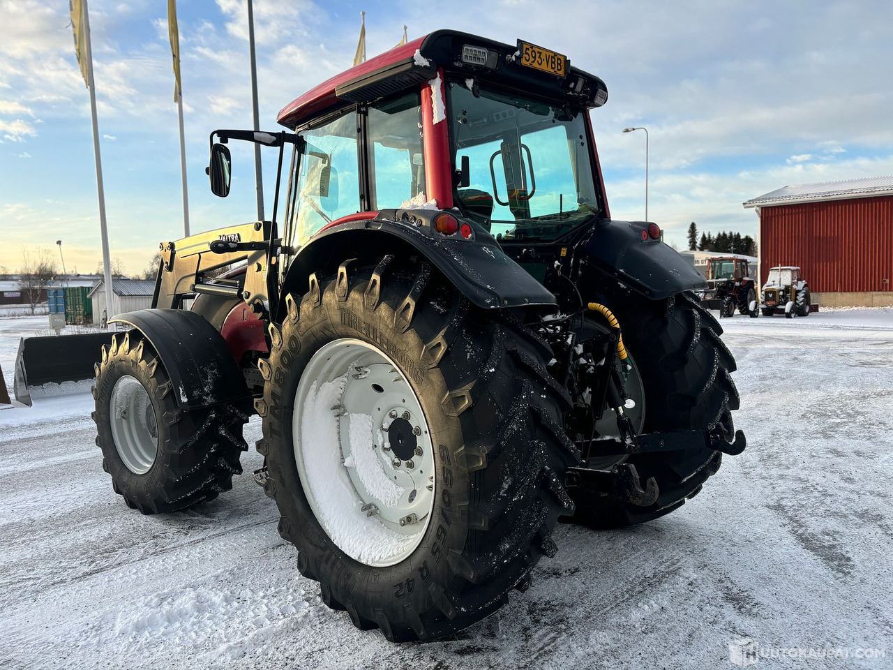 Valtra T131H kuormaajalla.Todella siisti ja vähän ajettu!, 2008 MTK25, Tornio - Трактор: слика 4 Valtra T131H kuormaajalla.Todella siisti ja vähän ajettu!, 2008 MTK25, Tornio - Трактор: слика 4