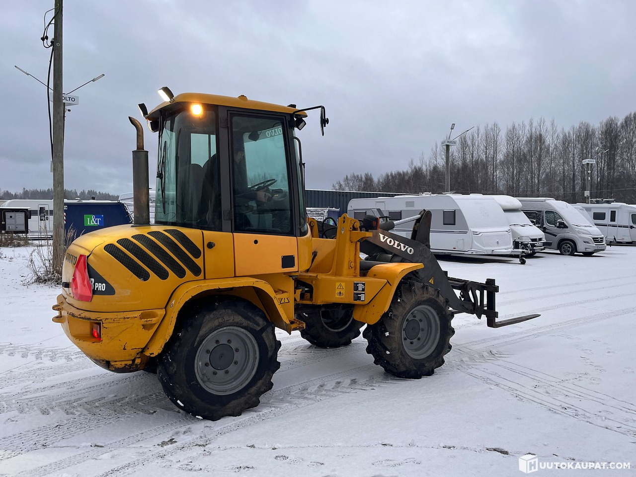 Volvo L35B Pro, pyöräkuormaaja avattavalla kauhalla ja piikeillä, 2005, Vihti - Натоварувач на тркала: слика 5 Volvo L35B Pro, pyöräkuormaaja avattavalla kauhalla ja piikeillä, 2005, Vihti - Натоварувач на тркала: слика 5
