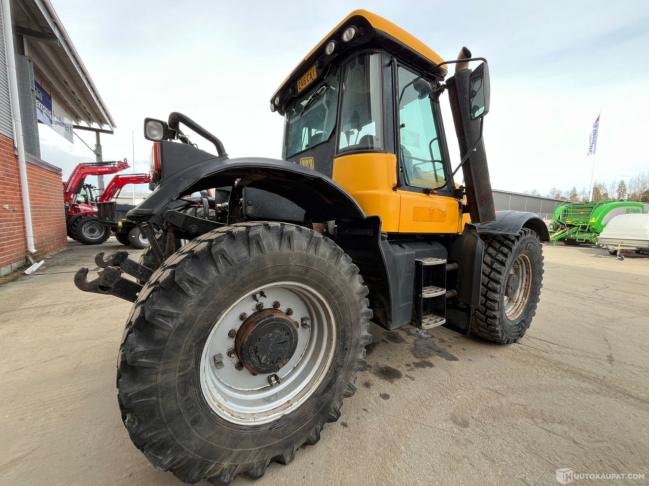 JCB Fastrac, 2003, Pirkkala - Земјоделска машина: слика 3 JCB Fastrac, 2003, Pirkkala - Земјоделска машина: слика 3
