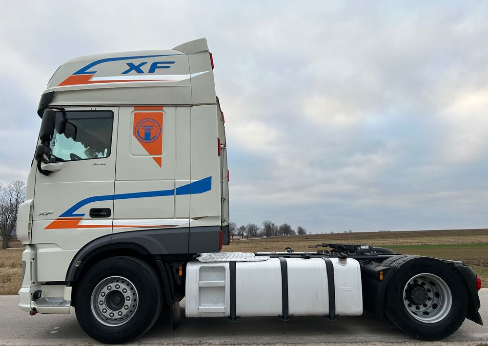 DAF XF 480 OKAZJA 2020 SSC TOP STANDARD / DUŻE KOTŁY / z Polski / jeden właściciel super zadbane SERWISOWANE - Камион влекач: слика 3 DAF XF 480 OKAZJA 2020 SSC TOP STANDARD / DUŻE KOTŁY / z Polski / jeden właściciel super zadbane SERWISOWANE - Камион влекач: слика 3