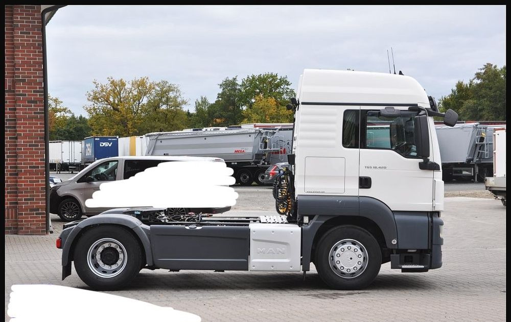 MAN TGS 18.420 2019 NAUKA JAZDY POLIFT ELKA AUTOMAT 4x2 STANDARD 315/70r22.5 SUPER STAN TGX 470 460 420 430 500 510 400 360 410 - Камион влекач: слика 2 MAN TGS 18.420 2019 NAUKA JAZDY POLIFT ELKA AUTOMAT 4x2 STANDARD 315/70r22.5 SUPER STAN TGX 470 460 420 430 500 510 400 360 410 - Камион влекач: слика 2