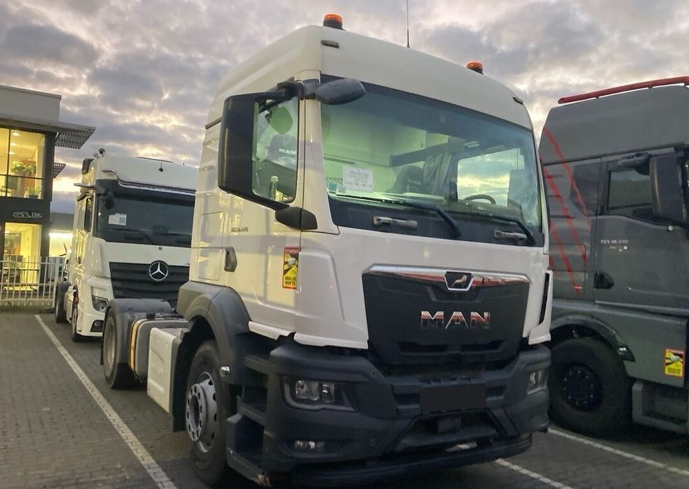 MAN TGS 18.470 NAUKA JAZDY STANDARD 4x2 / TGX 18.360 400 510 460 500 TOP STAN / ŚWIEŻO SPROWADZONY - Камион влекач: слика 2 MAN TGS 18.470 NAUKA JAZDY STANDARD 4x2 / TGX 18.360 400 510 460 500 TOP STAN / ŚWIEŻO SPROWADZONY - Камион влекач: слика 2