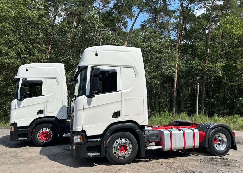 Scania R450 NAUKA JAZDY RETARDER STANDARD 7300kg / DOBRA POD WYWROTKĘ / KLIMA POSTOJOWA z Niemiec HYDRAULIKA - Камион влекач: слика 4 Scania R450 NAUKA JAZDY RETARDER STANDARD 7300kg / DOBRA POD WYWROTKĘ / KLIMA POSTOJOWA z Niemiec HYDRAULIKA - Камион влекач: слика 4