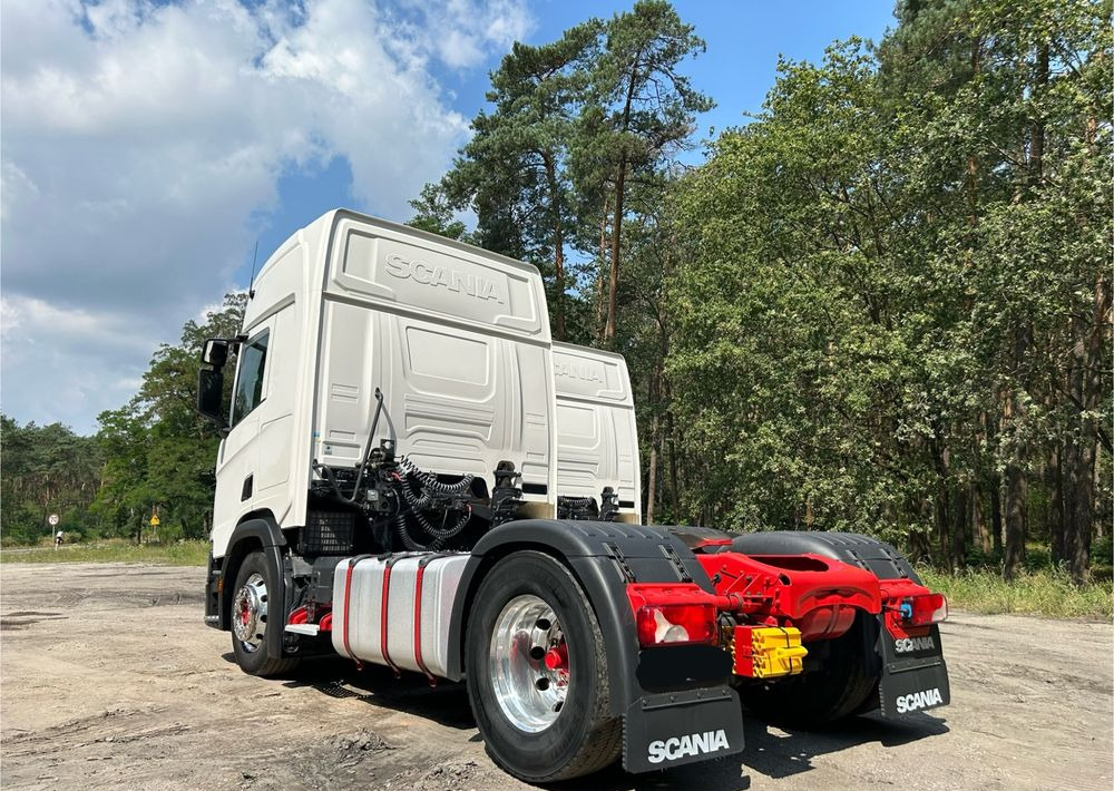 Scania R450 NAUKA JAZDY RETARDER STANDARD 7300kg / DOBRA POD WYWROTKĘ / KLIMA POSTOJOWA z Niemiec HYDRAULIKA - Камион влекач: слика 5 Scania R450 NAUKA JAZDY RETARDER STANDARD 7300kg / DOBRA POD WYWROTKĘ / KLIMA POSTOJOWA z Niemiec HYDRAULIKA - Камион влекач: слика 5