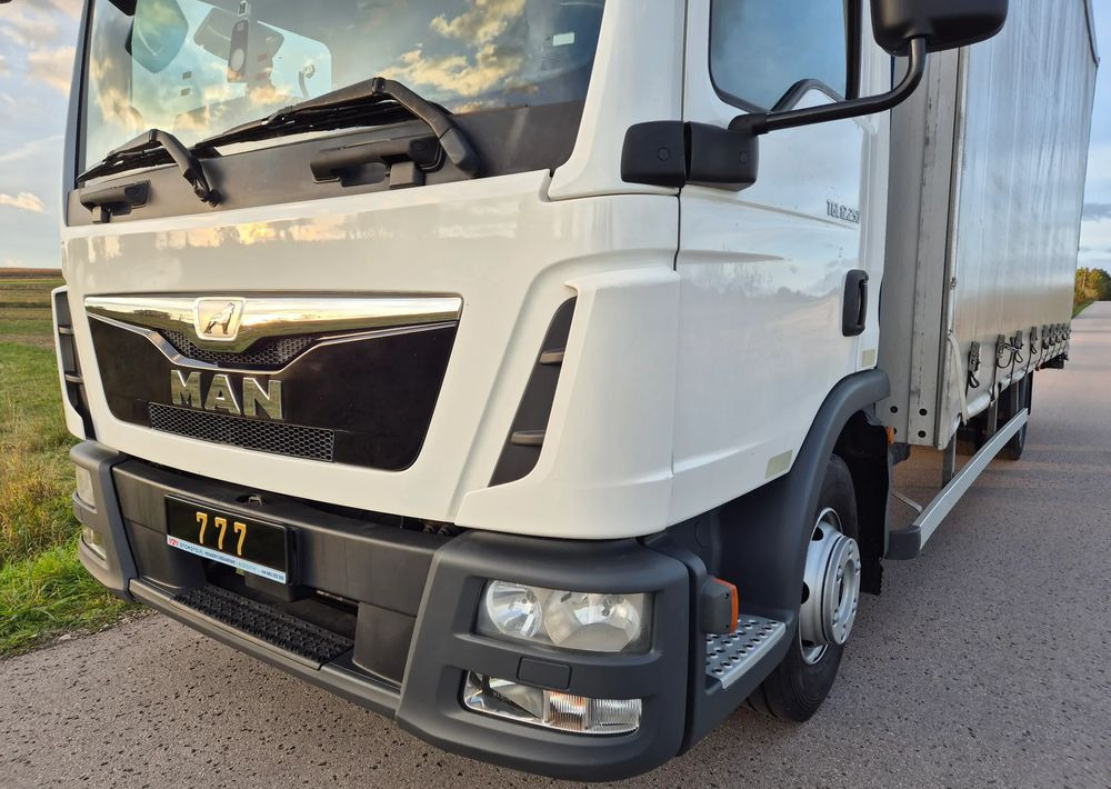 MAN TGL 12.250 6.2m 7.6m HAK AUTOMAT KLIMA 12000kg ESP EURO 6 mega / TOP STAN / okazja nauka jazdy MOŻLIWOŚĆ DOSTOSOWANIA elka - Камион со церада: слика 2 MAN TGL 12.250 6.2m 7.6m HAK AUTOMAT KLIMA 12000kg ESP EURO 6 mega / TOP STAN / okazja nauka jazdy MOŻLIWOŚĆ DOSTOSOWANIA elka - Камион со церада: слика 2