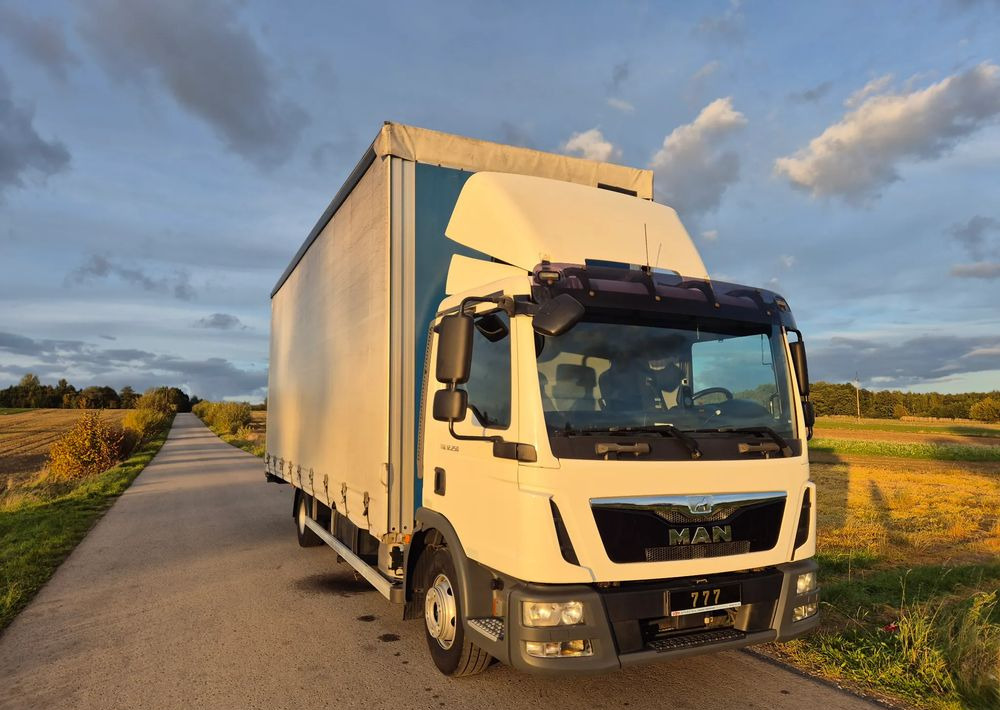 MAN TGL 12.250 6.2m 7.6m HAK AUTOMAT KLIMA 12000kg ESP EURO 6 mega / TOP STAN / okazja nauka jazdy MOŻLIWOŚĆ DOSTOSOWANIA elka - Камион со церада: слика 2 MAN TGL 12.250 6.2m 7.6m HAK AUTOMAT KLIMA 12000kg ESP EURO 6 mega / TOP STAN / okazja nauka jazdy MOŻLIWOŚĆ DOSTOSOWANIA elka - Камион со церада: слика 2