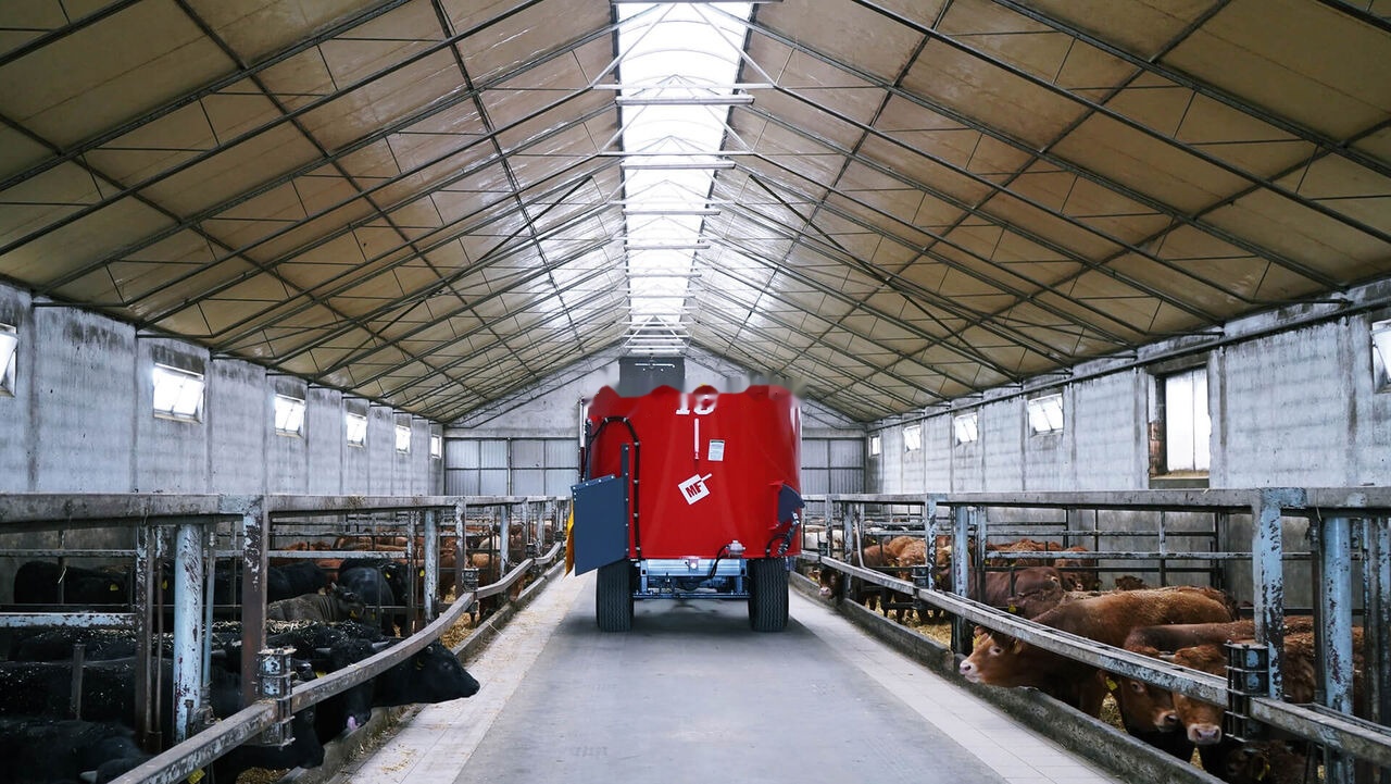Metal-Fach T659 BELMIX - Вагон за мешање сточна храна: слика 1 Metal-Fach T659 BELMIX - Вагон за мешање сточна храна: слика 1