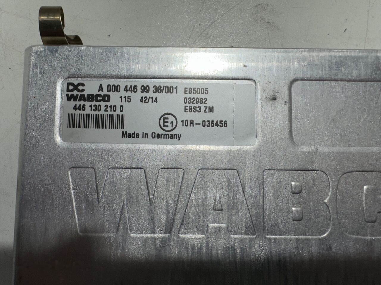 Mercedes-Benz Moduł Sterownik Komputer EBS 3 Mercedes Atego 3 Actros A0004469936 - Електричен систем за Камион: слика 2 Mercedes-Benz Moduł Sterownik Komputer EBS 3 Mercedes Atego 3 Actros A0004469936 - Електричен систем за Камион: слика 2