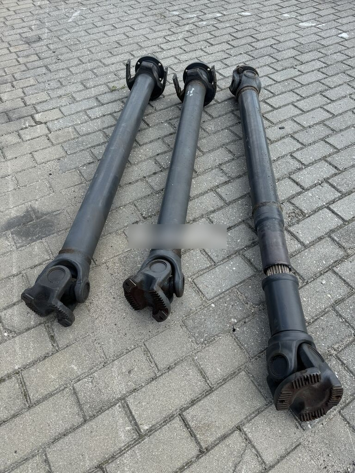 Mercedes-Benz WAŁ PĘDNY NAPĘDOWY 3 CZĘSCIOWY MERCEDES ATEGO III 17.5 - Оска и делови за Камион: слика 3 Mercedes-Benz WAŁ PĘDNY NAPĘDOWY 3 CZĘSCIOWY MERCEDES ATEGO III 17.5 - Оска и делови за Камион: слика 3