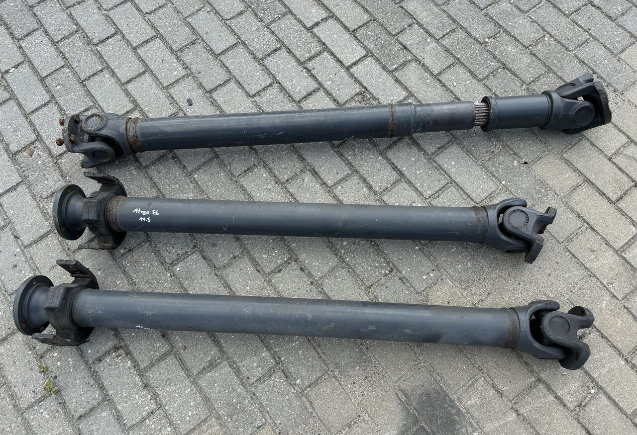 Mercedes-Benz WAŁ PĘDNY NAPĘDOWY 3 CZĘSCIOWY MERCEDES ATEGO III 17.5 - Оска и делови за Камион: слика 1 Mercedes-Benz WAŁ PĘDNY NAPĘDOWY 3 CZĘSCIOWY MERCEDES ATEGO III 17.5 - Оска и делови за Камион: слика 1