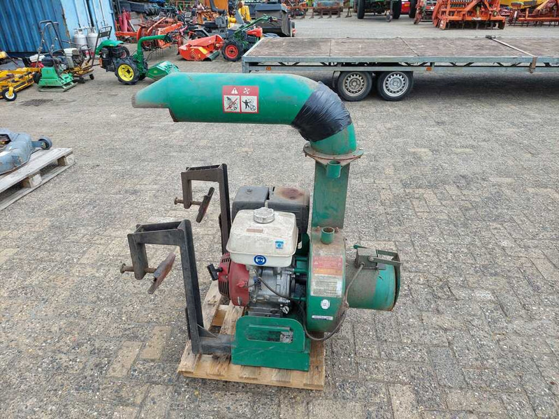 Billy Goat truckloader - Градинарски ситнач за земја: слика 2 Billy Goat truckloader - Градинарски ситнач за земја: слика 2