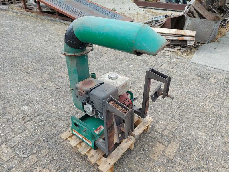 Billy Goat truckloader - Градинарски ситнач за земја: слика 3 Billy Goat truckloader - Градинарски ситнач за земја: слика 3