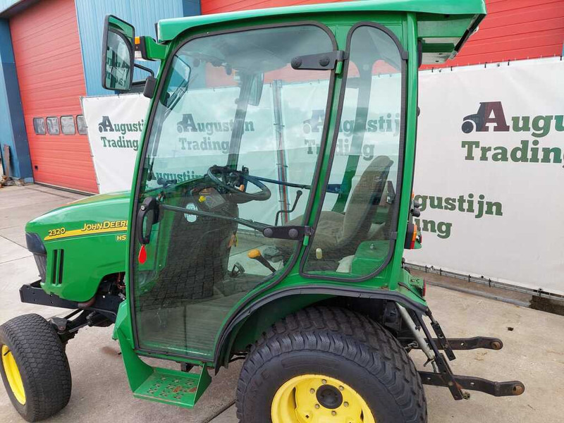 John Deere 2320 - Мини трактор: слика 2 John Deere 2320 - Мини трактор: слика 2
