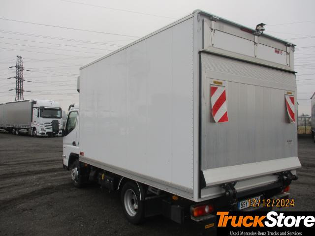 FUSO Canter 3C15 - Комбе фургон: слика 2 FUSO Canter 3C15 - Комбе фургон: слика 2