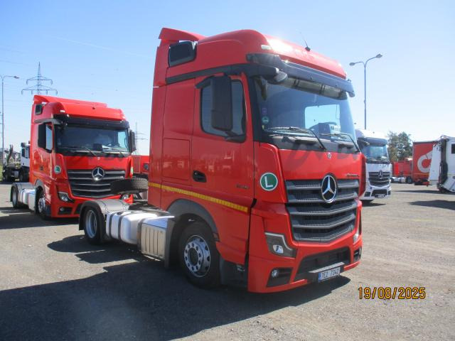 Mercedes-Benz Actros 1845 LS nRL - Камион влекач: слика 2 Mercedes-Benz Actros 1845 LS nRL - Камион влекач: слика 2
