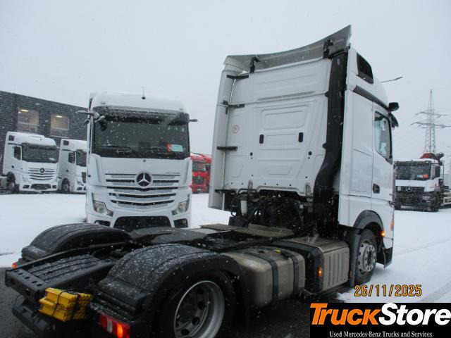Mercedes-Benz Actros 1845 LS nRL - Камион влекач: слика 3 Mercedes-Benz Actros 1845 LS nRL - Камион влекач: слика 3
