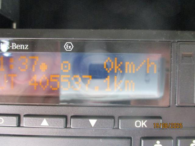 Mercedes-Benz Actros 1845 LS nRL - Камион влекач: слика 5 Mercedes-Benz Actros 1845 LS nRL - Камион влекач: слика 5