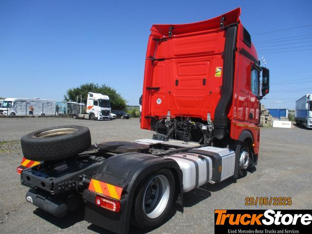 Mercedes-Benz Actros 1845 LS nRL - Камион влекач: слика 3 Mercedes-Benz Actros 1845 LS nRL - Камион влекач: слика 3