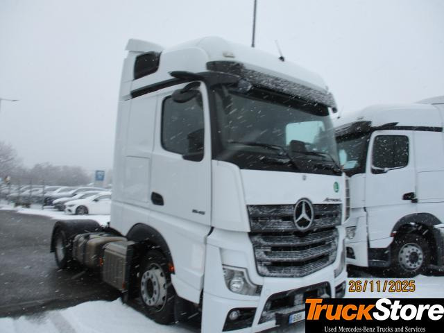 Mercedes-Benz Actros 1845 LS nRL - Камион влекач: слика 2 Mercedes-Benz Actros 1845 LS nRL - Камион влекач: слика 2