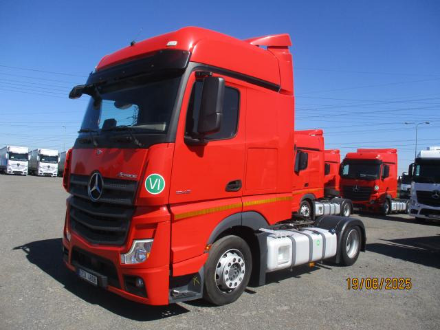 Mercedes-Benz Actros 1845 LS nRL - Камион влекач: слика 1 Mercedes-Benz Actros 1845 LS nRL - Камион влекач: слика 1