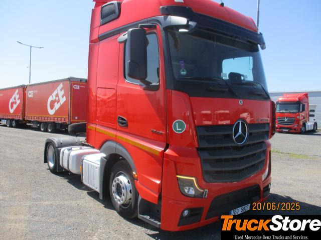 Mercedes-Benz Actros 1845 LS nRL - Камион влекач: слика 2 Mercedes-Benz Actros 1845 LS nRL - Камион влекач: слика 2