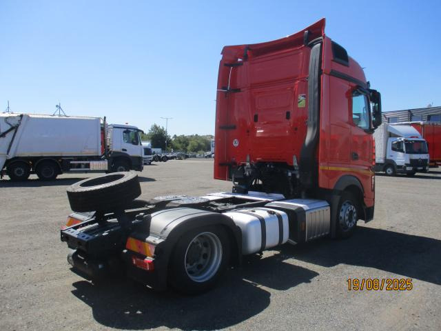 Mercedes-Benz Actros 1845 LS nRL - Камион влекач: слика 3 Mercedes-Benz Actros 1845 LS nRL - Камион влекач: слика 3