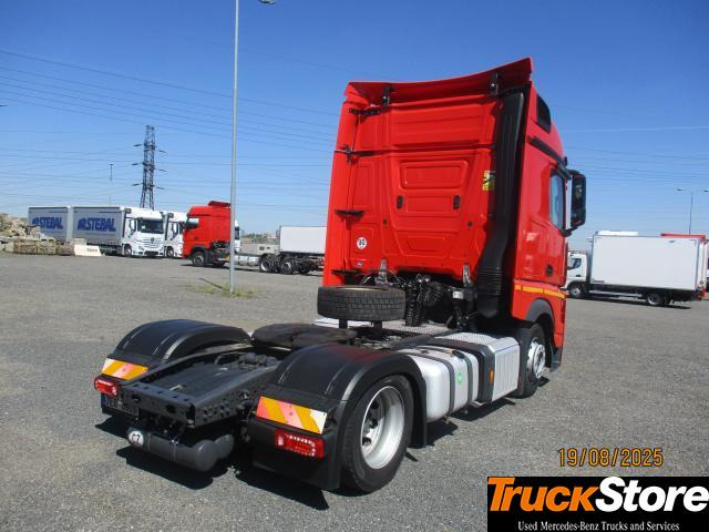 Mercedes-Benz Actros 1845 LS nRL - Камион влекач: слика 3 Mercedes-Benz Actros 1845 LS nRL - Камион влекач: слика 3