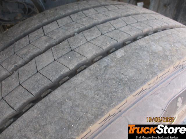 Mercedes-Benz Arocs 1846 LK - Камион за подигање контејнери: слика 2 Mercedes-Benz Arocs 1846 LK - Камион за подигање контејнери: слика 2