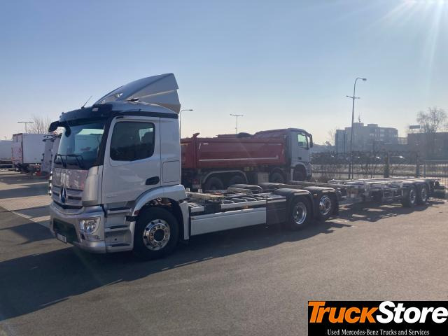 Mercedes-Benz eActros 300 L - Транспортер на контејнер/ Камион со променливо тело: слика 4 Mercedes-Benz eActros 300 L - Транспортер на контејнер/ Камион со променливо тело: слика 4