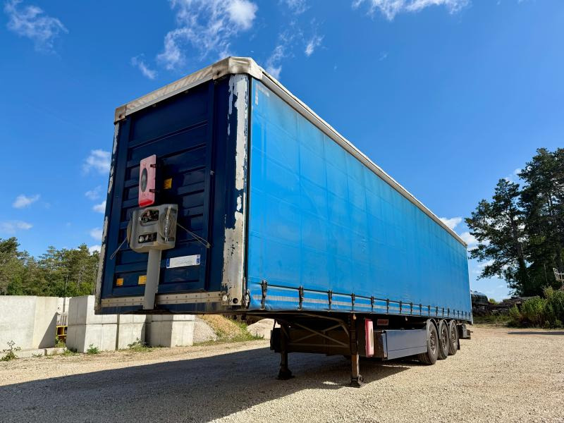 Fruehauf - Полуприколка со церада: слика 1 Fruehauf - Полуприколка со церада: слика 1