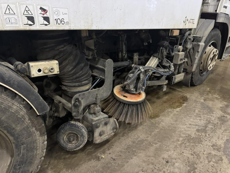 Mercedes Atego 1524 - Возило за метење: слика 5 Mercedes Atego 1524 - Возило за метење: слика 5