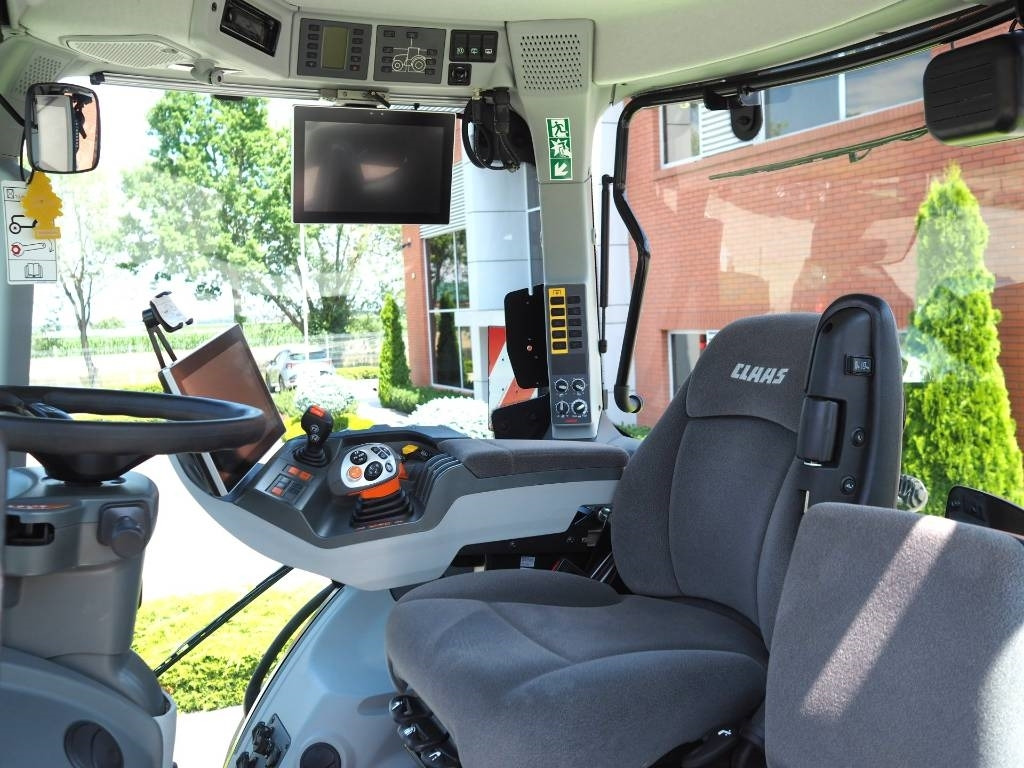 Claas Axion 920 CMATIC, GPS, CEMIS 1200, PTO - Трактор: слика 5 Claas Axion 920 CMATIC, GPS, CEMIS 1200, PTO - Трактор: слика 5