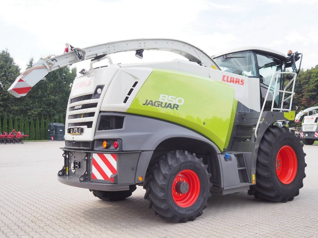 Claas Jaguar 850 4WD - Комбајн за сточна храна: слика 3 Claas Jaguar 850 4WD - Комбајн за сточна храна: слика 3