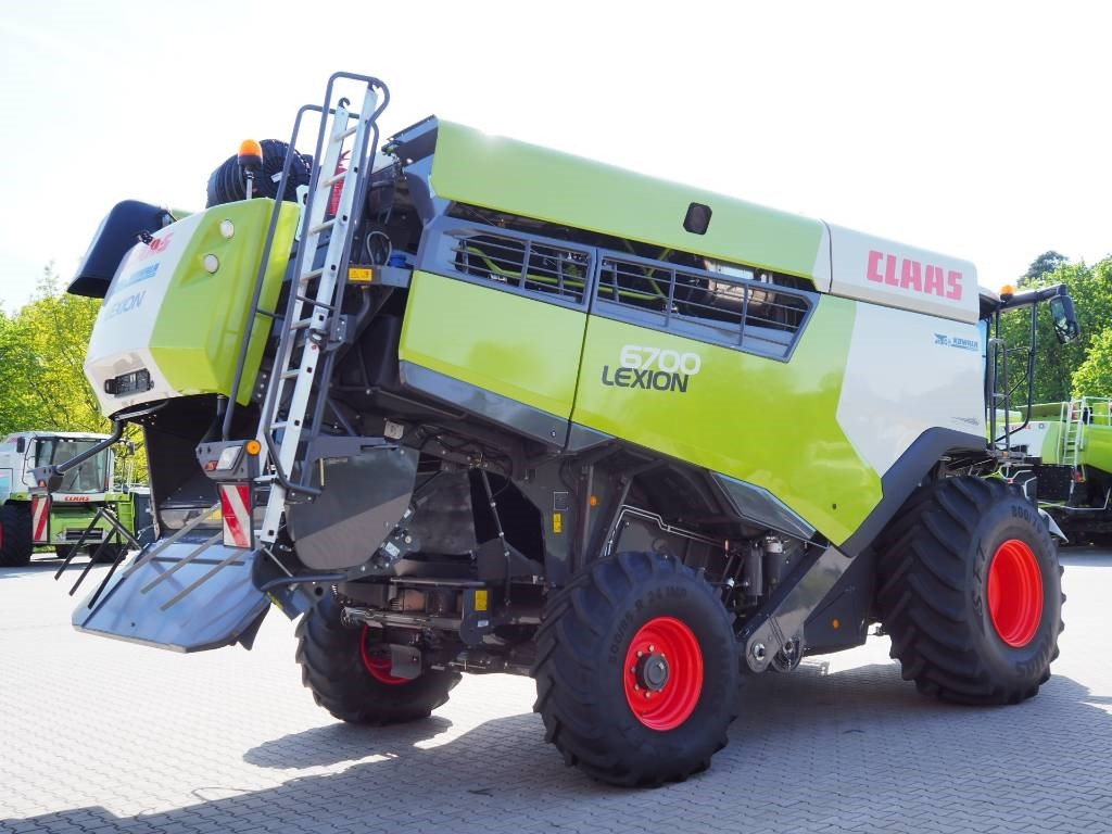 Claas Lexion 6700 + V770 - Комбајн: слика 3 Claas Lexion 6700 + V770 - Комбајн: слика 3