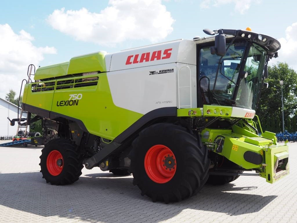 Claas Lexion 750 GPS + V770 - Комбајн: слика 4 Claas Lexion 750 GPS + V770 - Комбајн: слика 4