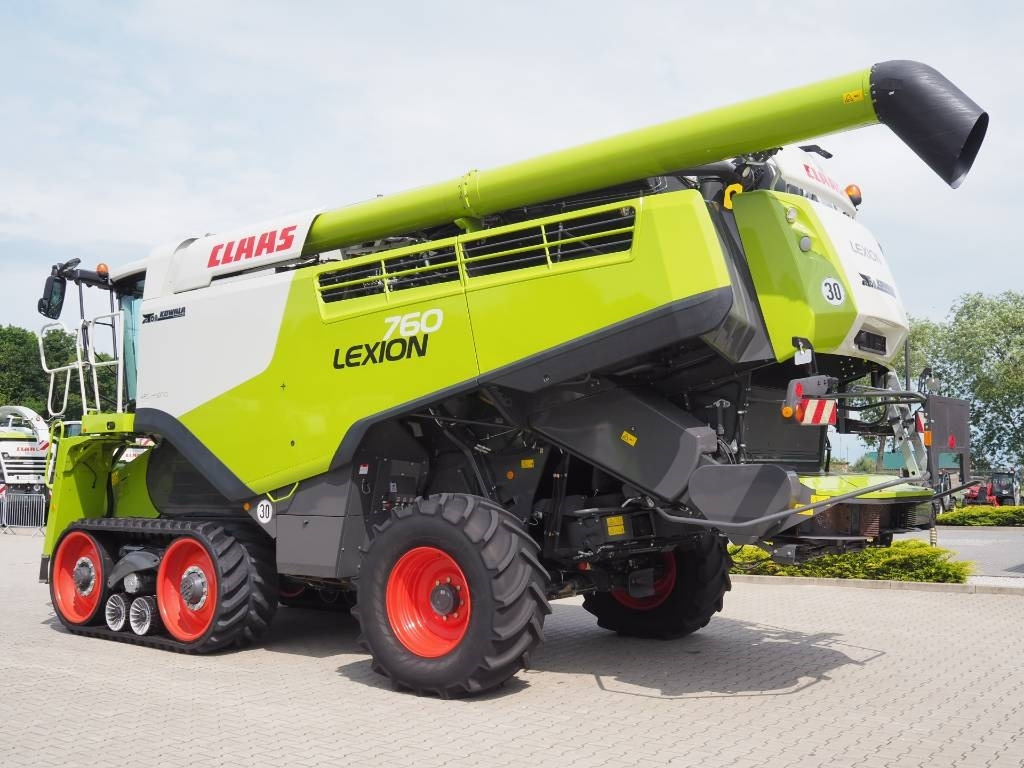 Claas Lexion 760TT + V930 - Комбајн: слика 2 Claas Lexion 760TT + V930 - Комбајн: слика 2