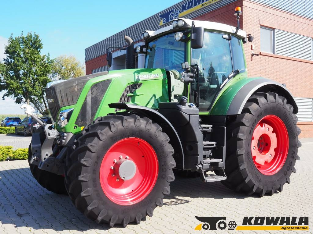Fendt 828 Vario S4 ProfiPlus, GPS - Трактор: слика 1 Fendt 828 Vario S4 ProfiPlus, GPS - Трактор: слика 1