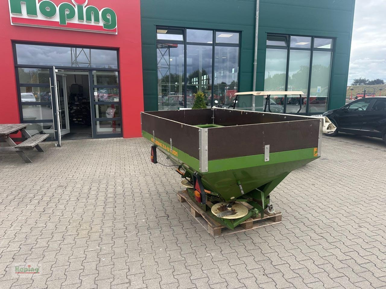 Amazone ZA-U 1001 - Распрскувач на вештачко ѓубриво: слика 2 Amazone ZA-U 1001 - Распрскувач на вештачко ѓубриво: слика 2