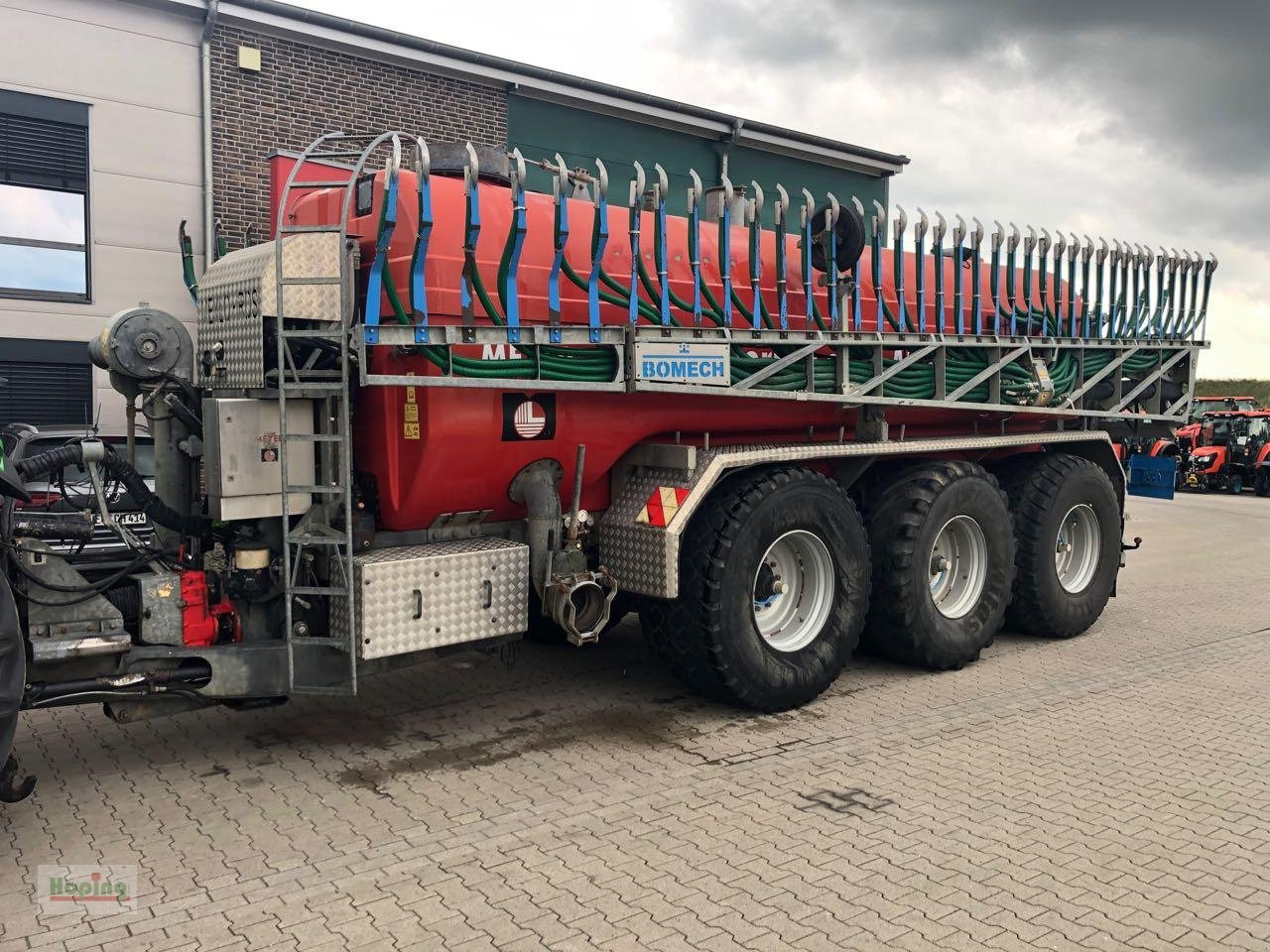 Bomech Multi 21 MTR - Цистерна за арско ѓубриво: слика 2 Bomech Multi 21 MTR - Цистерна за арско ѓубриво: слика 2