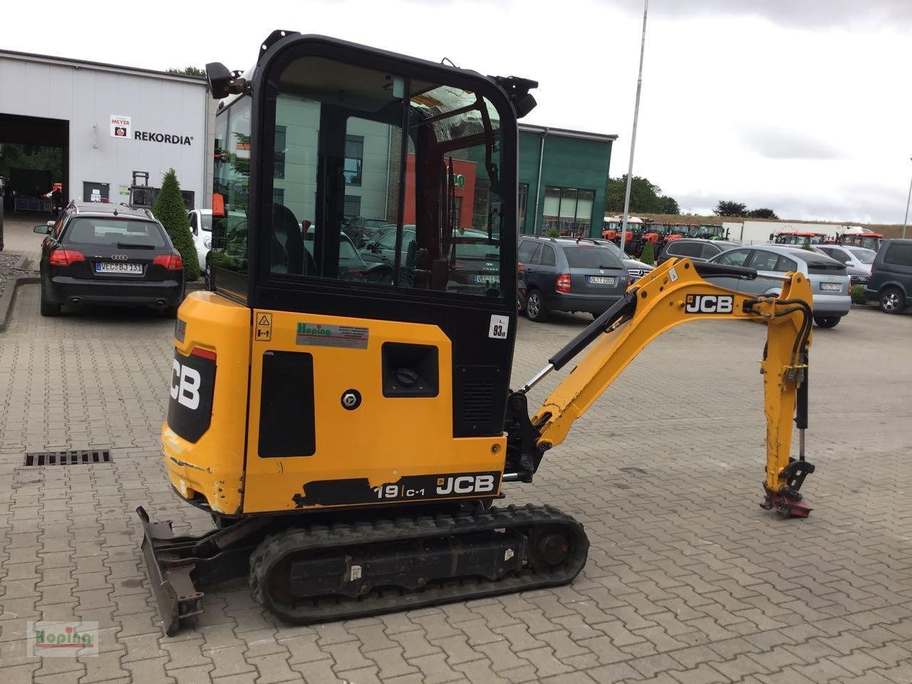 JCB 19C-1 - Мини багер: слика 4 JCB 19C-1 - Мини багер: слика 4
