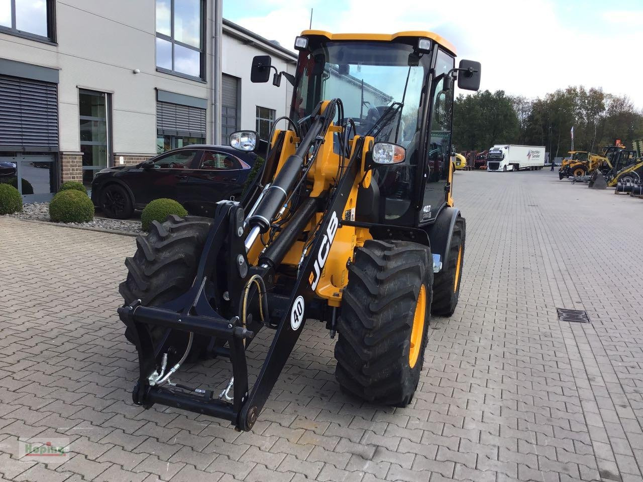JCB 407 (35 km/h) - Натоварувач на тркала: слика 2 JCB 407 (35 km/h) - Натоварувач на тркала: слика 2