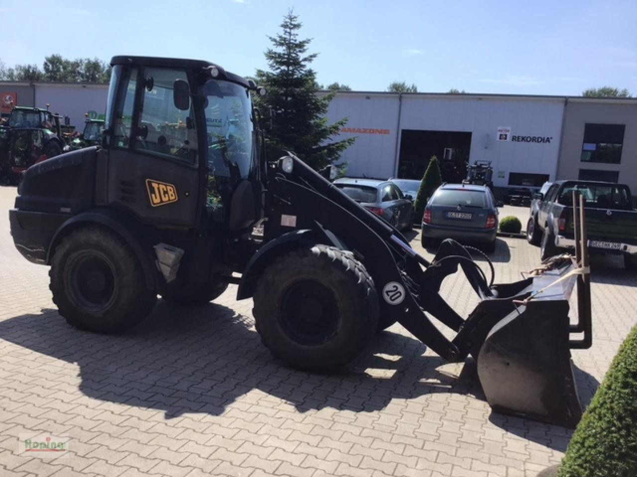 JCB 409 - Натоварувач на тркала: слика 4 JCB 409 - Натоварувач на тркала: слика 4