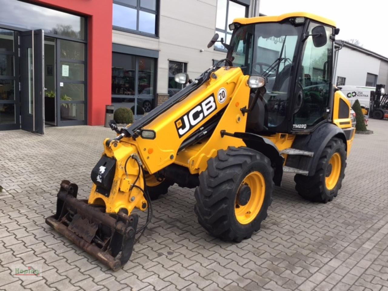 JCB TM 220 - Натоварувач на тркала: слика 3 JCB TM 220 - Натоварувач на тркала: слика 3