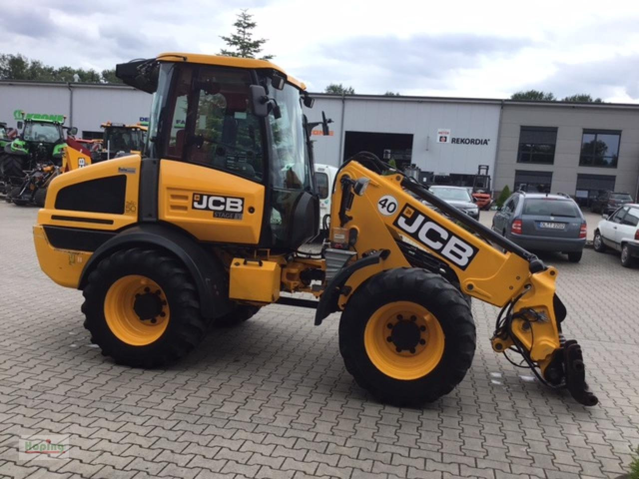 JCB TM 220 - Натоварувач на тркала: слика 4 JCB TM 220 - Натоварувач на тркала: слика 4