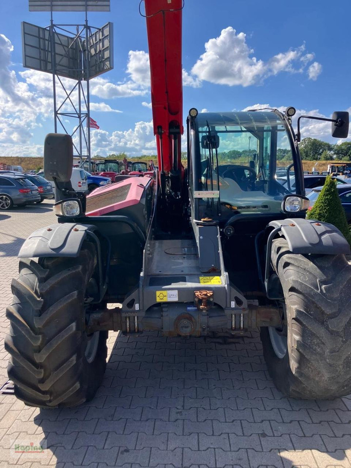 Massey Ferguson TH.7038 - Телескопски ракувач: слика 2 Massey Ferguson TH.7038 - Телескопски ракувач: слика 2