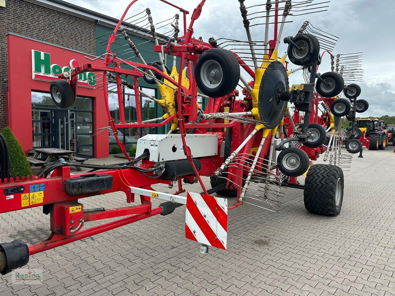 Pöttinger TOP 1252 C - Превртувач и гребло: слика 4 Pöttinger TOP 1252 C - Превртувач и гребло: слика 4